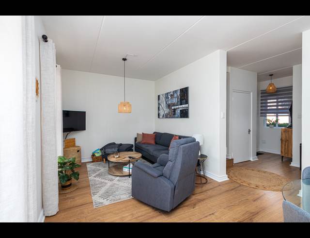 2 BEDROOM DUPLEX RENTED IN BLOUBERGSTRAND