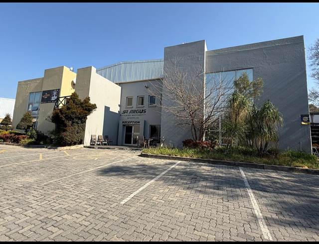 1,894M² WAREHOUSE TO LET IN KYALAMI