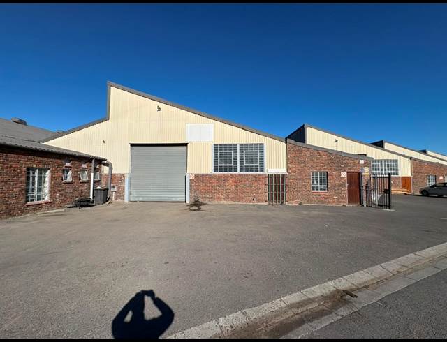 481M² WAREHOUSE TO LET IN BROADLANDS PARK