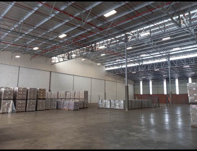 2,947M² WAREHOUSE TO LET IN POMONA