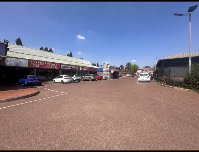 145M² RETAIL TO LET IN MIDDELBURG CENTRAL