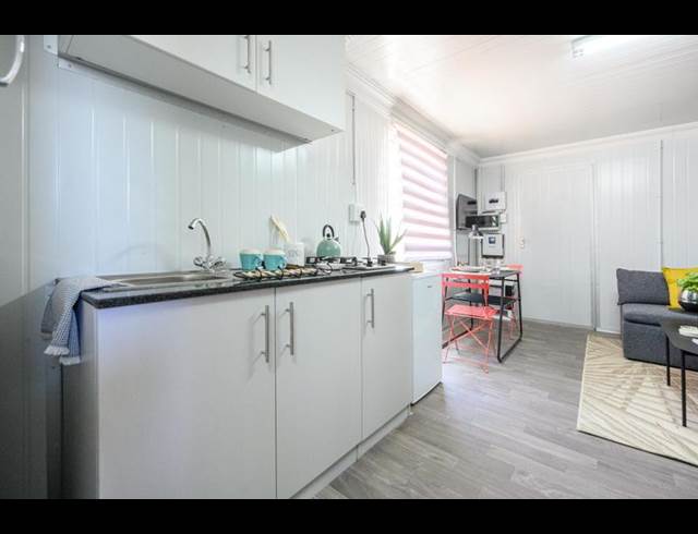 1 BEDROOM PROPERTY TO RENT IN KEMPTON PARK