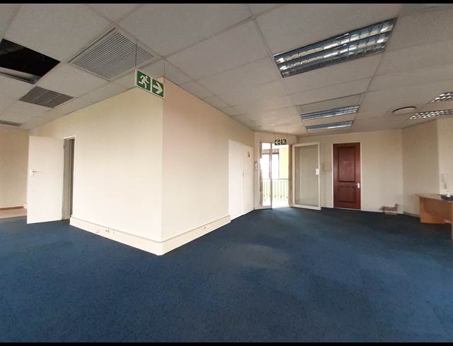 610M² OFFICE TO LET IN DIE HOEWES
