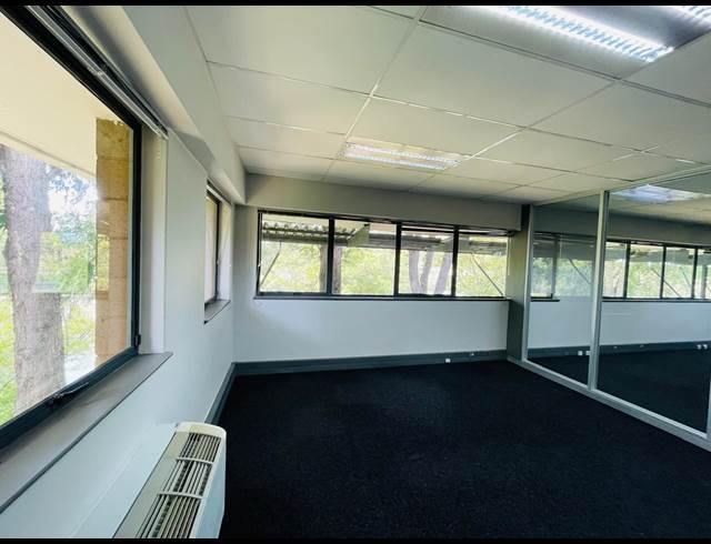 517M² OFFICE TO LET IN RANDJESPARK