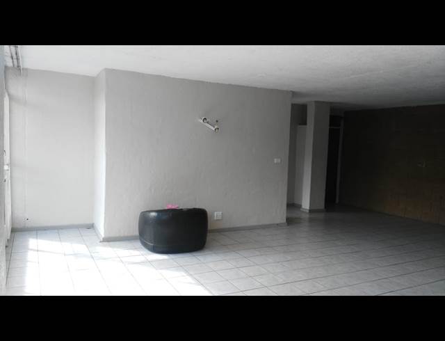 1 BEDROOM FLAT TO RENT