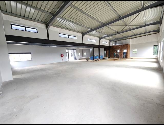 176M² OFFICE TO LET IN ZWARTKOP