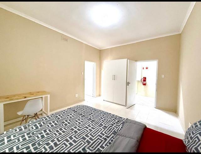 1 BEDROOM PROPERTY TO RENT IN WOODSTOCK