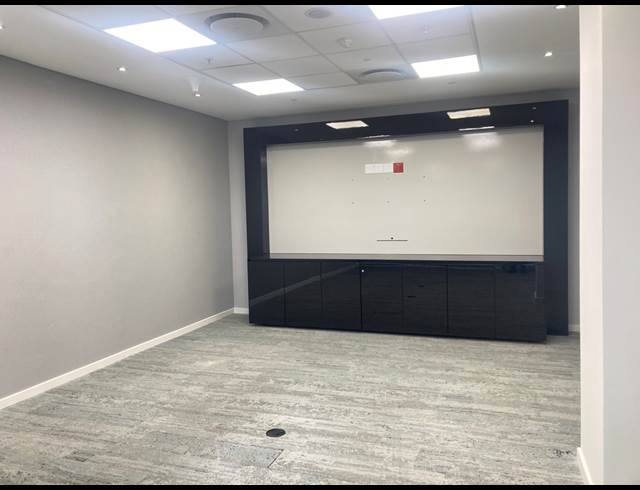 2,985.90M² OFFICE TO LET IN SANDTON CENTRAL