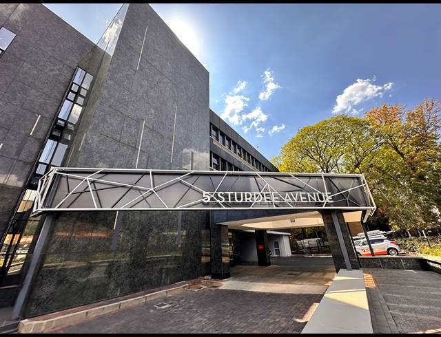 152M² OFFICE TO LET IN ROSEBANK