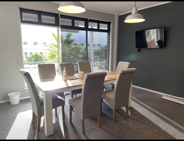 92M² OFFICE TO LET IN WESTLAKE