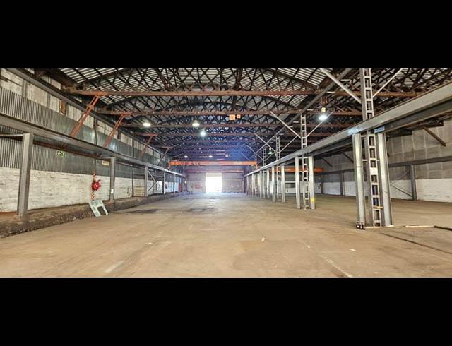 1,474M² WAREHOUSE TO LET IN PAARL CENTRAL