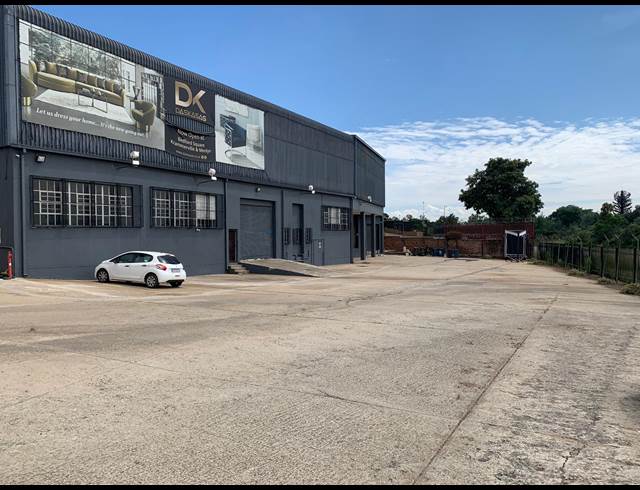 802M² WAREHOUSE TO LET IN EASTGATE