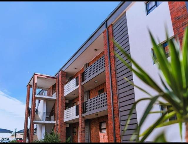 2 bed property to rent in RAVENSWOOD