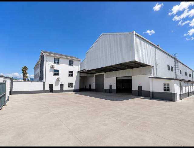 7,255M² WAREHOUSE TO LET IN EPPING INDUSTRIAL