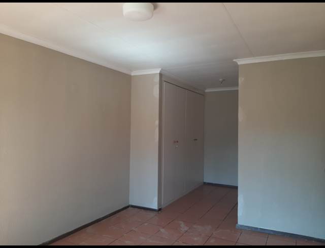 3 bed property to rent in BLOUBOSRAND