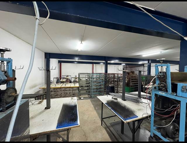 678M² WAREHOUSE TO LET IN CROWN