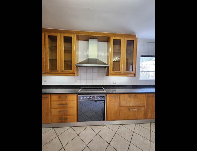 3 bed property to rent in MAGALIESSIG