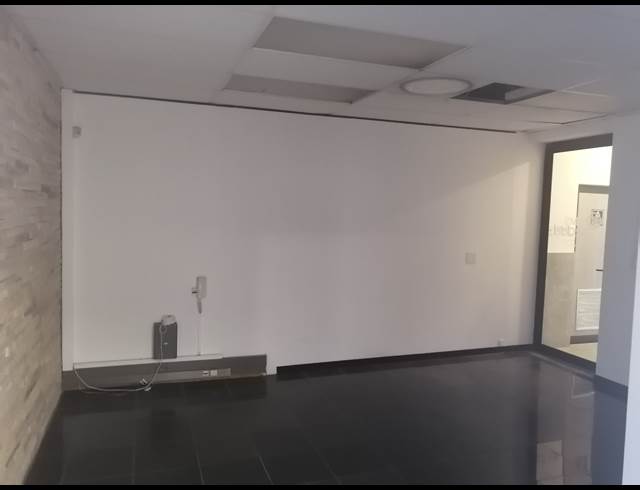 350M² OFFICE TO LET IN WESTVILLE