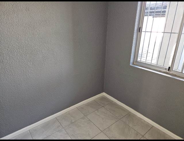 2 BEDROOM APARTMENT TO LET IN MORGENSTER