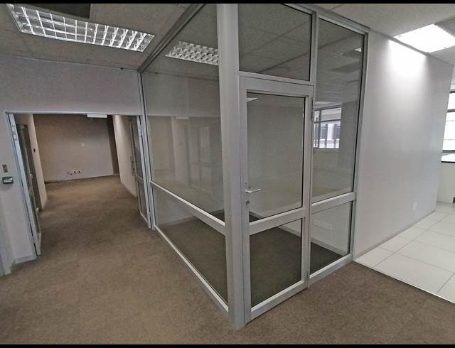 456M² OFFICE TO LET IN ROSEBANK