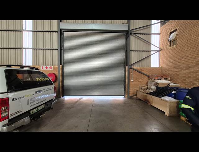 435M² WAREHOUSE TO LET IN ANDERBOLT