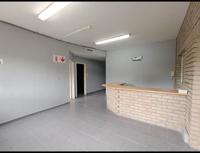 1,540M² WAREHOUSE TO LET IN WESTMEAD