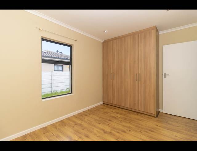 3 BEDROOM HOUSE TO LET IN PARKLANDS NORTH