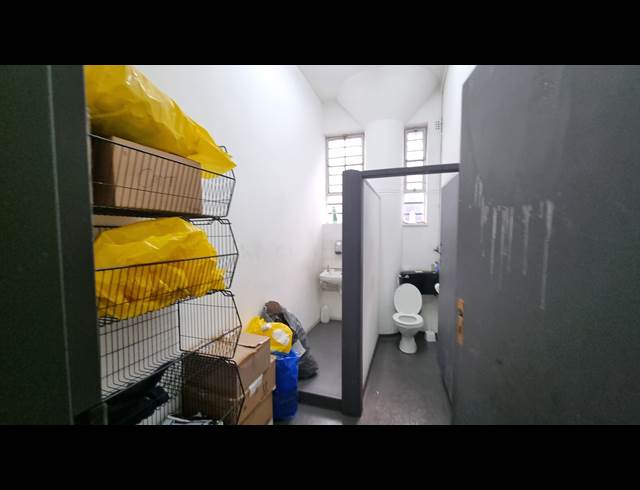 450M² BUSINESS TO LET IN WOODSTOCK