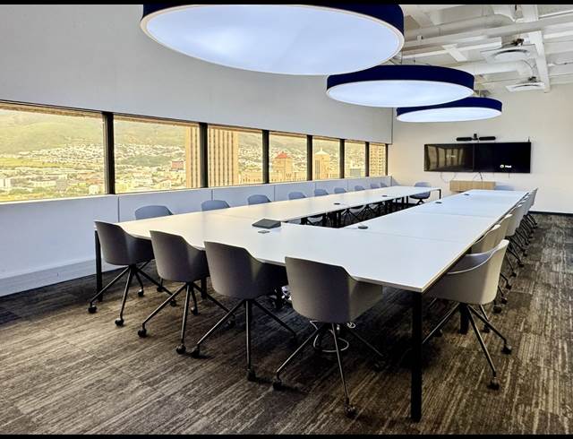 1,912M² OFFICE TO LET IN CAPE TOWN CITY CENTRE