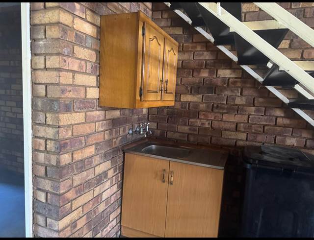 170M² BUILDING TO LET IN NEW ERA