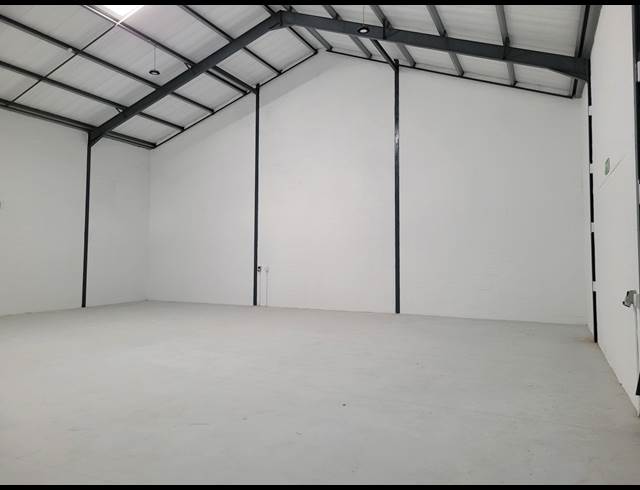 367M² WAREHOUSE TO LET IN KILLARNEY GARDENS