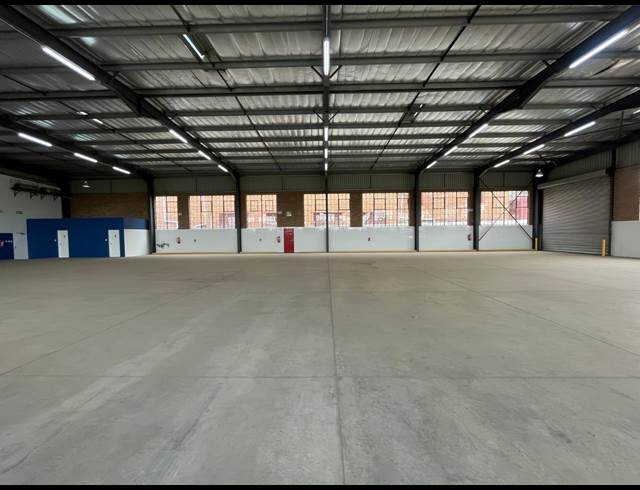 1,250M² WAREHOUSE TO LET IN CHLOORKOP