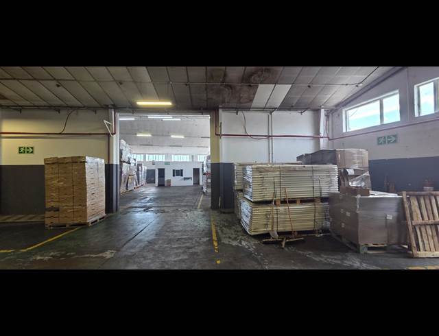 2,251M² WAREHOUSE TO LET IN DAL JOSAFAT