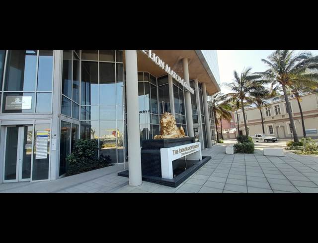 68M² OFFICE TO LET IN POINT WATERFRONT