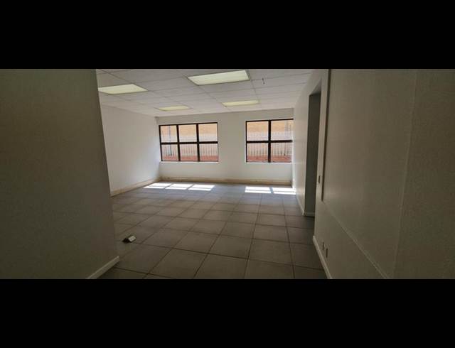 INDUSTRIAL PROPERTY TO RENT IN LINBRO PARK