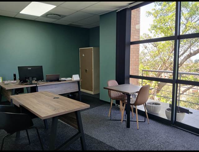 393M² OFFICE TO LET IN WESTVILLE