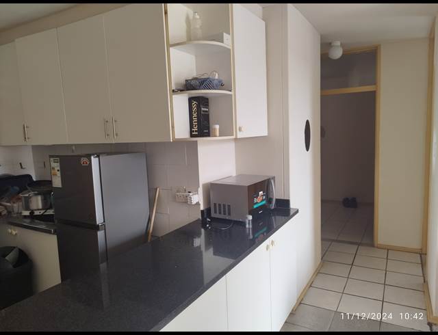 2 bed property to rent in SOUTH BEACH