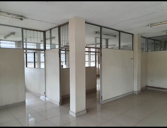 300M² OFFICE TO LET IN ALBERTON NORTH