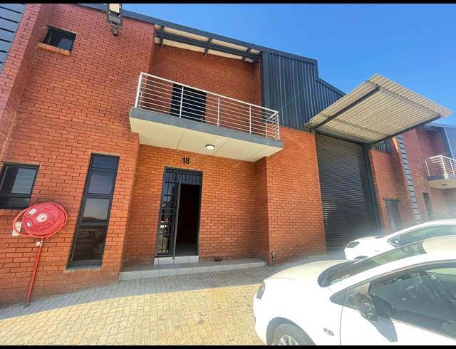 365M² WAREHOUSE TO LET IN THETA