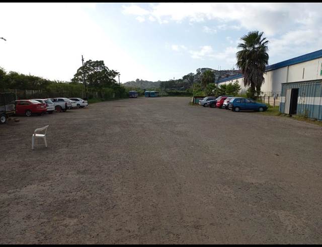 7,200M² VACANT LAND TO LET IN SPRINGFIELD