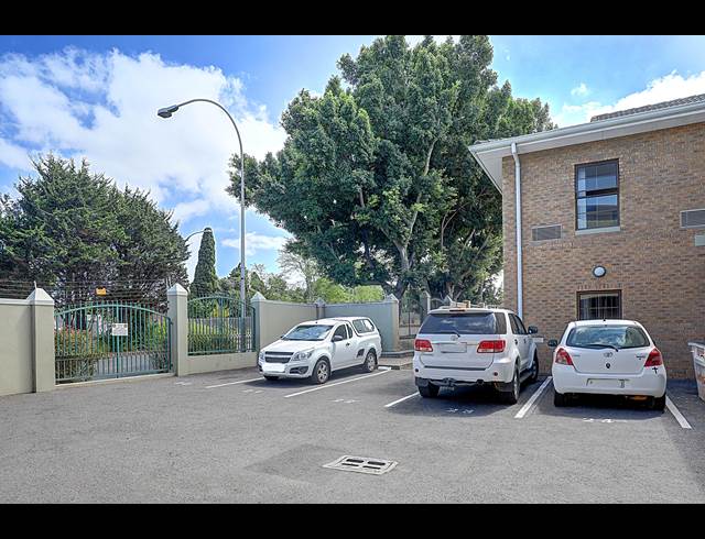 65M² OFFICE TO LET IN ROSENPARK
