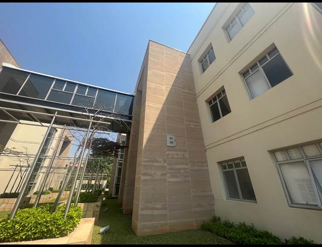 1,020M² OFFICE TO LET IN ILLOVO