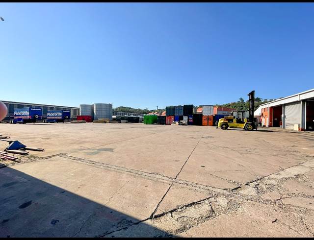 7,000M² WAREHOUSE TO LET IN PROSPECTON INDUSTRIAL