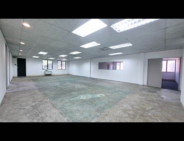 376M² OFFICE TO LET IN MENLYN
