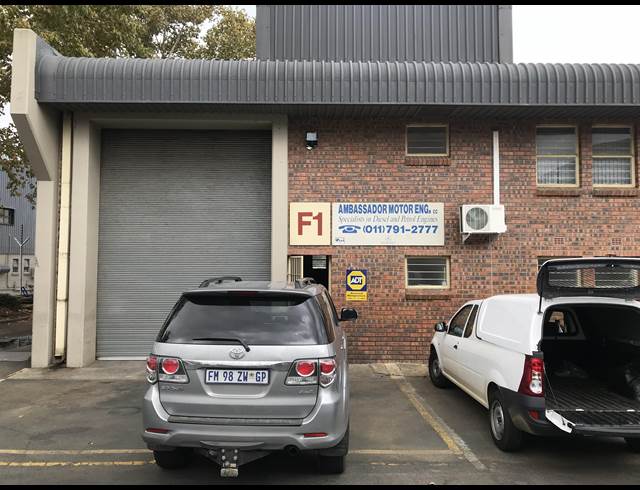 343M² WAREHOUSE TO LET IN STRIJDOMPARK