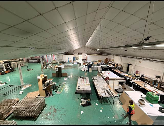 4,527M² WAREHOUSE TO LET IN BEACONVALE