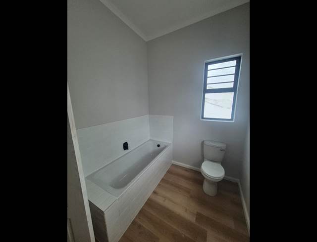 3 bed property to rent in LANGERUG