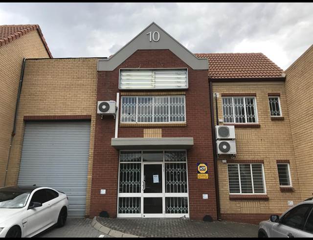 224M² WAREHOUSE TO LET IN EASTGATE