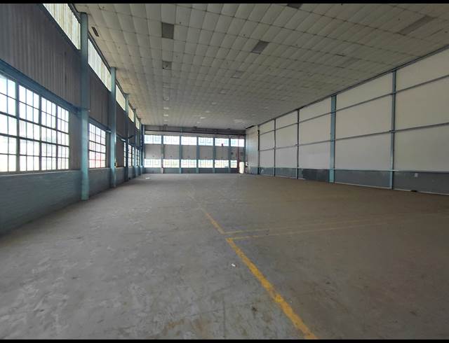 25,085M² FACTORY TO LET IN CLAYVILLE