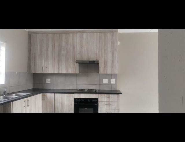 3 BEDROOM PROPERTY TO RENT IN WILGEHEUWEL